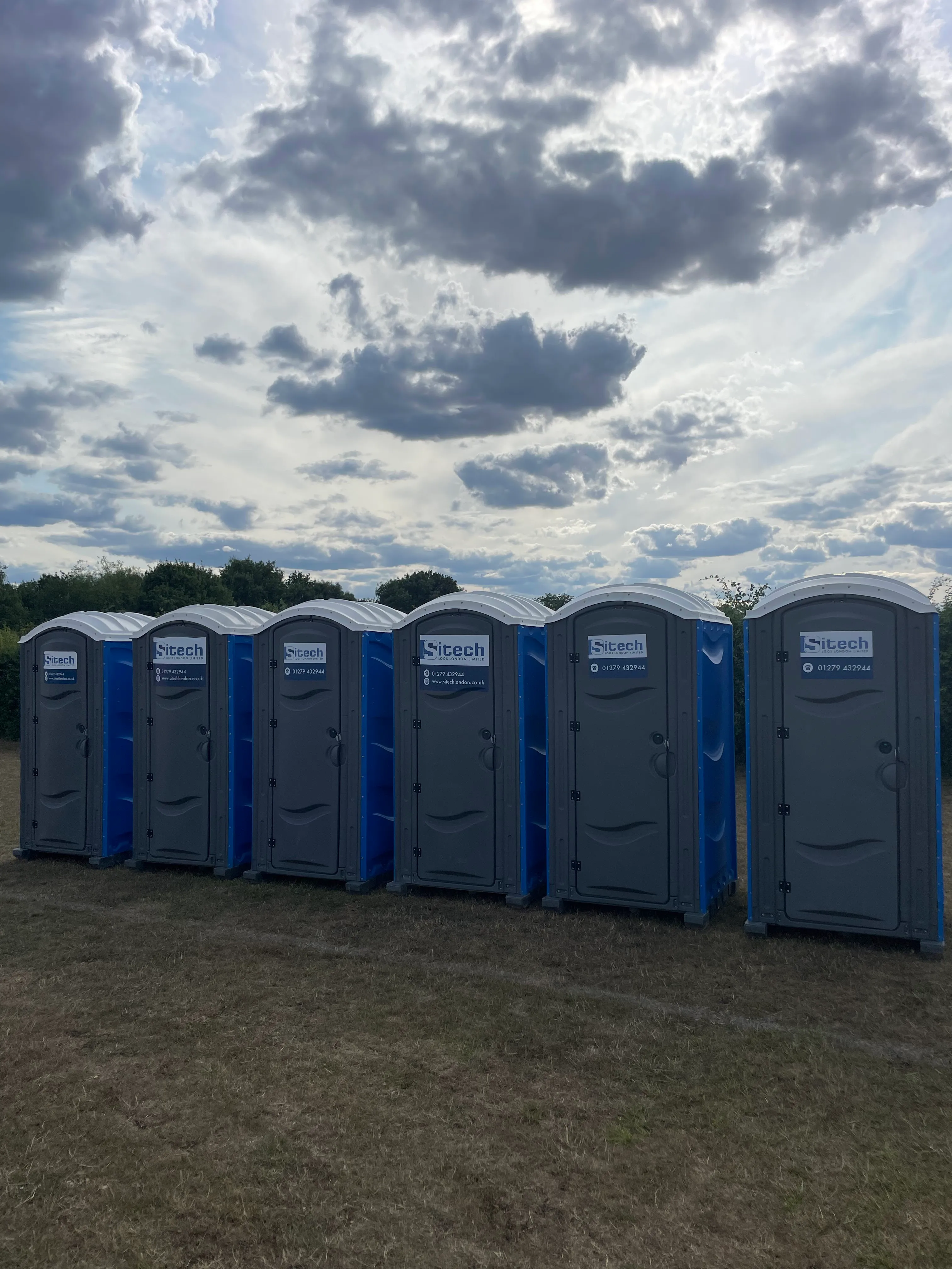 Portable toilet hire services in South London