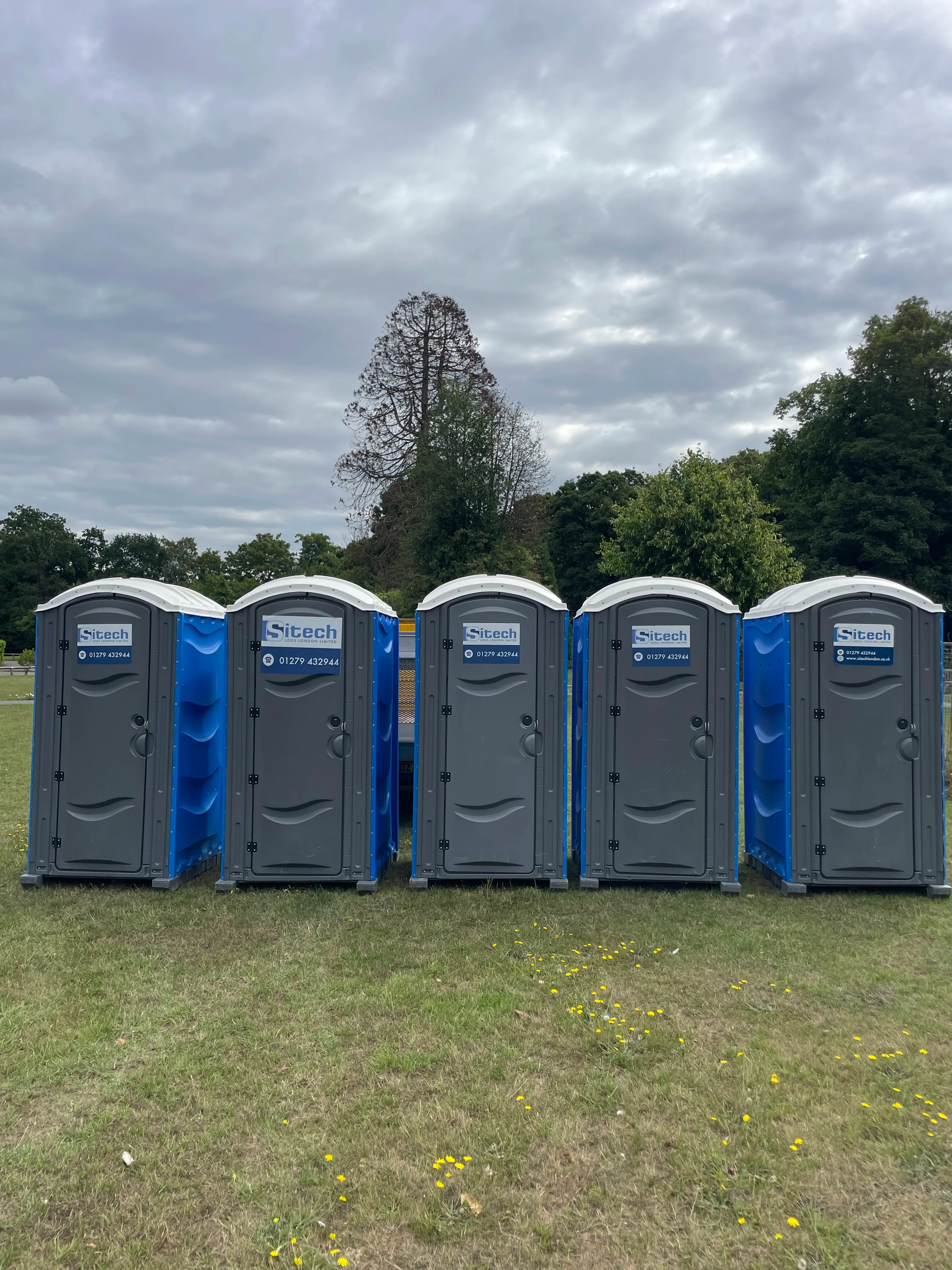 Portable toilet hire services in Buckinghamshire